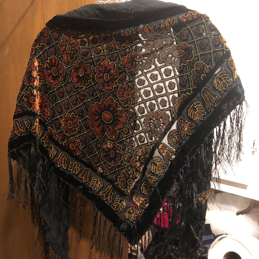 Temporarily misplaced - 
Floral Velvet Fringe Shawl- $40 or $35 w/offer